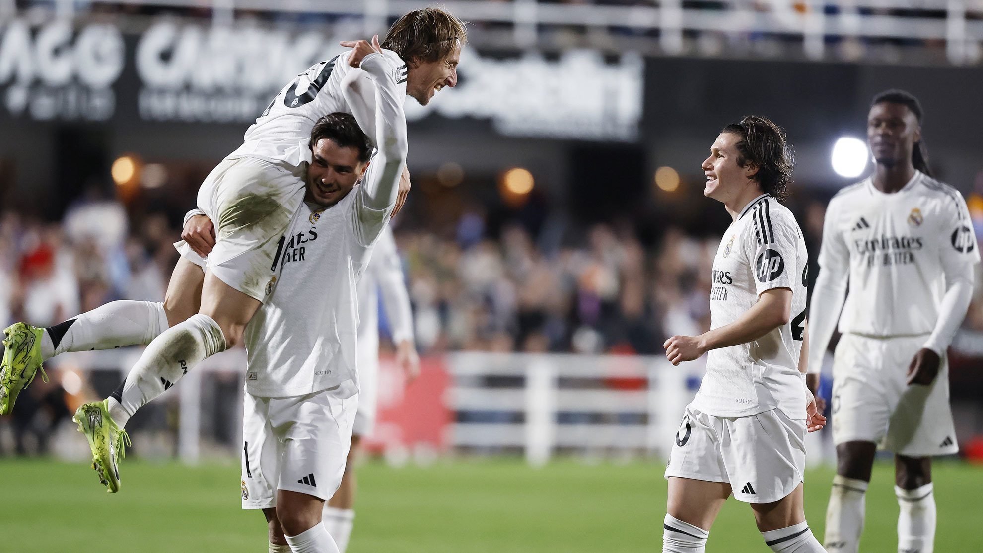 勇士记者：追梦劝管理层别拿库明加换马尔卡宁 一个准全明星不值得.